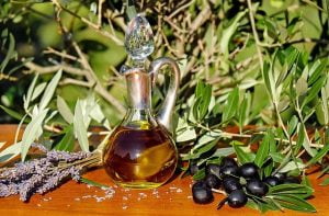 Lire la suite à propos de l’article Tout savoir sur l’intérêt de l’huile d’olive dans la gastronomie